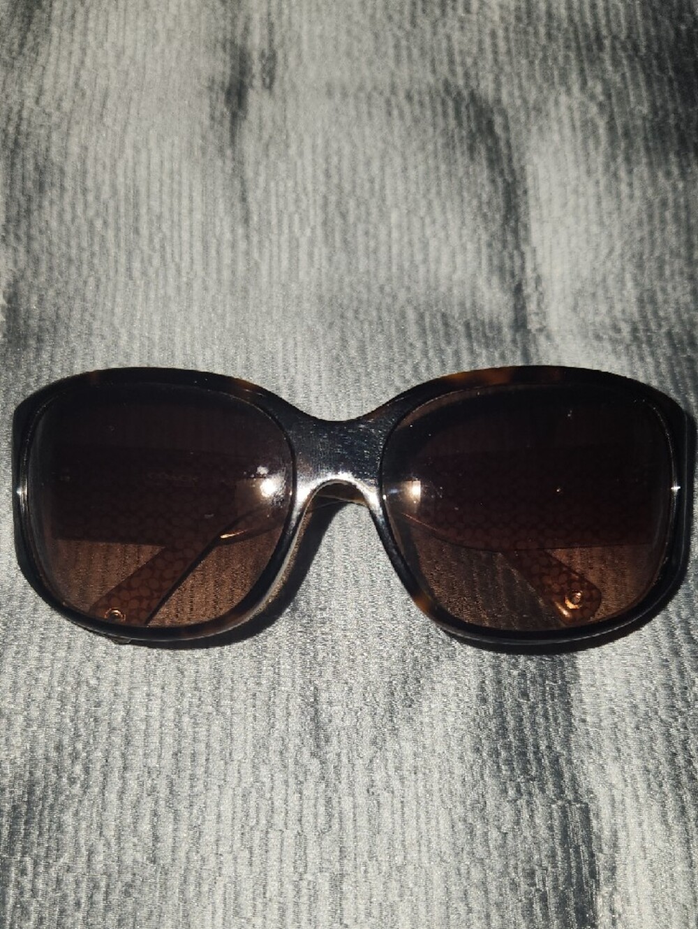 Coach Oversized Brown Gradient Sunglasses with Signature Case - Picture 2 of 7
